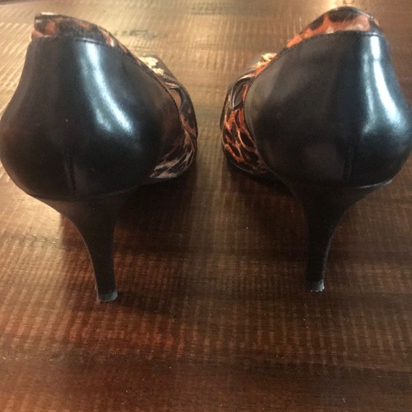 Michael Kors Leopard Print Stilettos - Picture 4 of 4